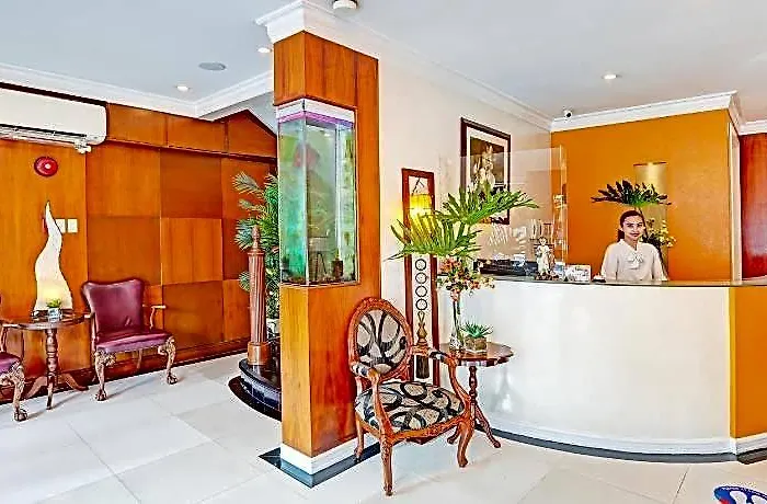 Vip Hostel, Near Pnr Pasay Evangelista, Makati