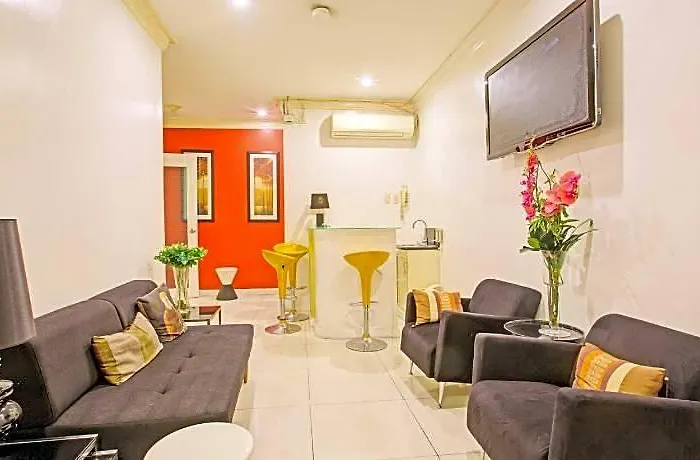 Vip Hostel, Near Pnr Pasay Evangelista, Makati