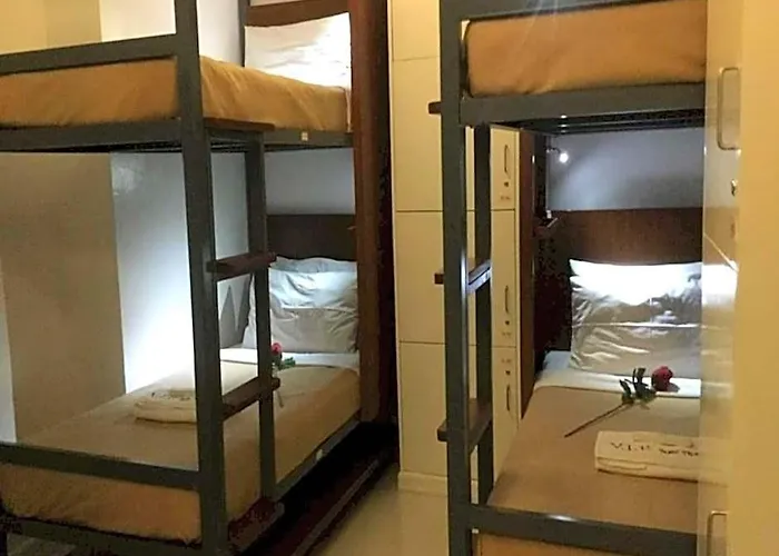 Vip Hostel, Near Pnr Pasay Evangelista, Makati 2*
